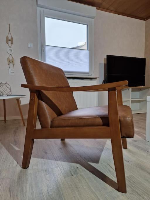Grosszuegige Ferienwohnung 4+1 P. Buettelborn Luaran gambar